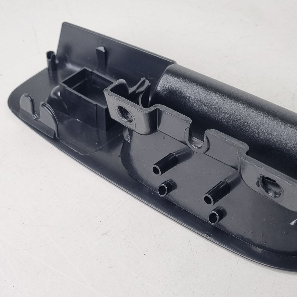 Moldura Maçaneta Porta Dianteira Direita Volkswagen Gol G5 2009/2012 Usada