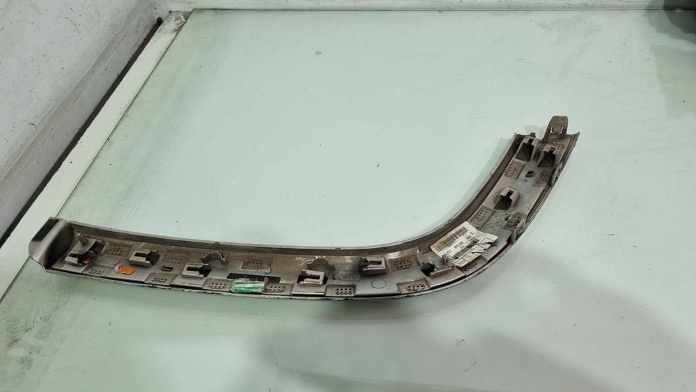 Aplique Para-lama Diant Esq Volkswagen Amarok 2010/2023