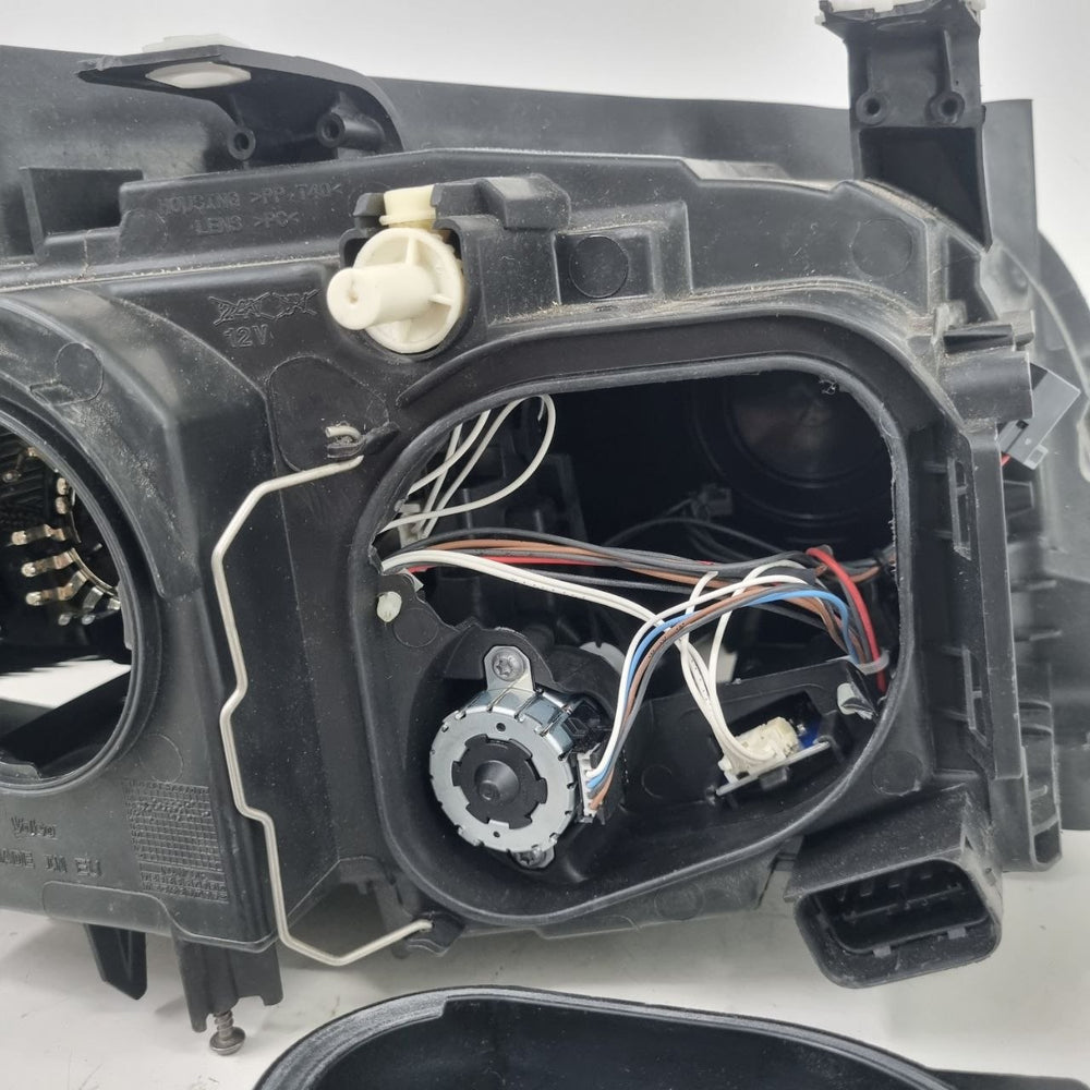 Farol Diant Esq BMW X1 2014/2015