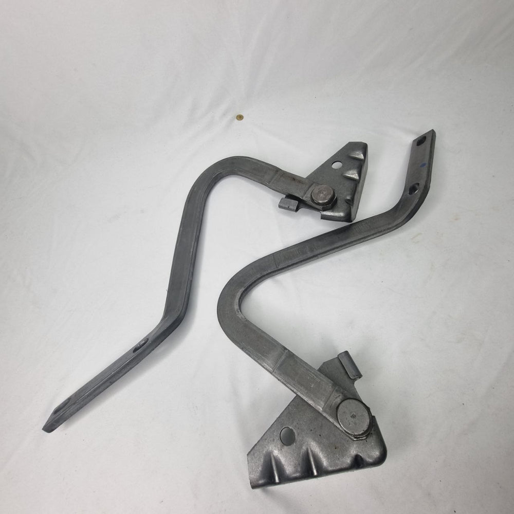 Par Dobradiça Capô Chevrolet Celta 2006/2013 Usado