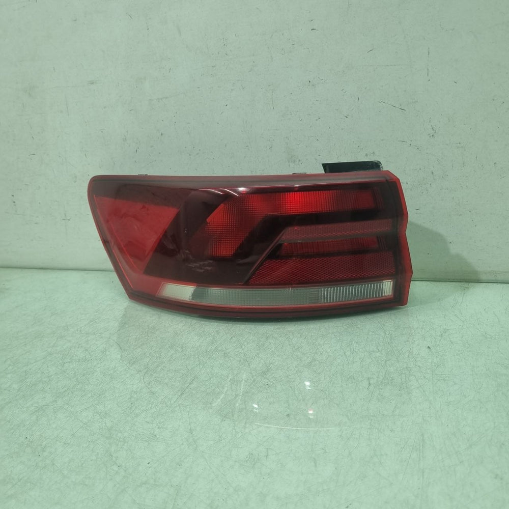 Lanterna Traseira Esq Volkswagen Virtus 2018/2022 - Original