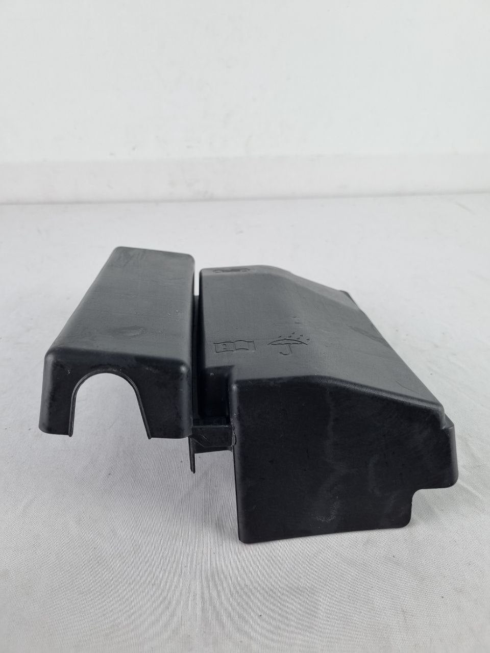 Tampa Caixa Fusíveis Motor Volkswagen Jetta 2011/2019