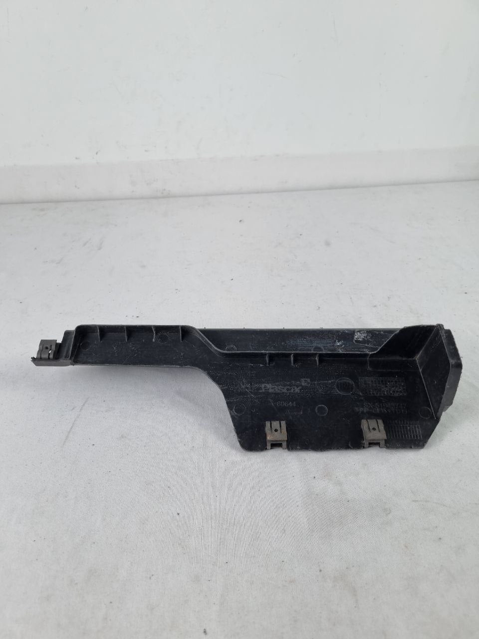 Suporte Para-choque Tras Esq Fiat Strada 2013/2020