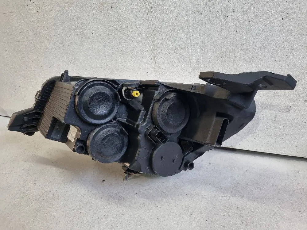 Farol Direito Sem Led Peugeot 208 2020/2024 Recuperado Orig.