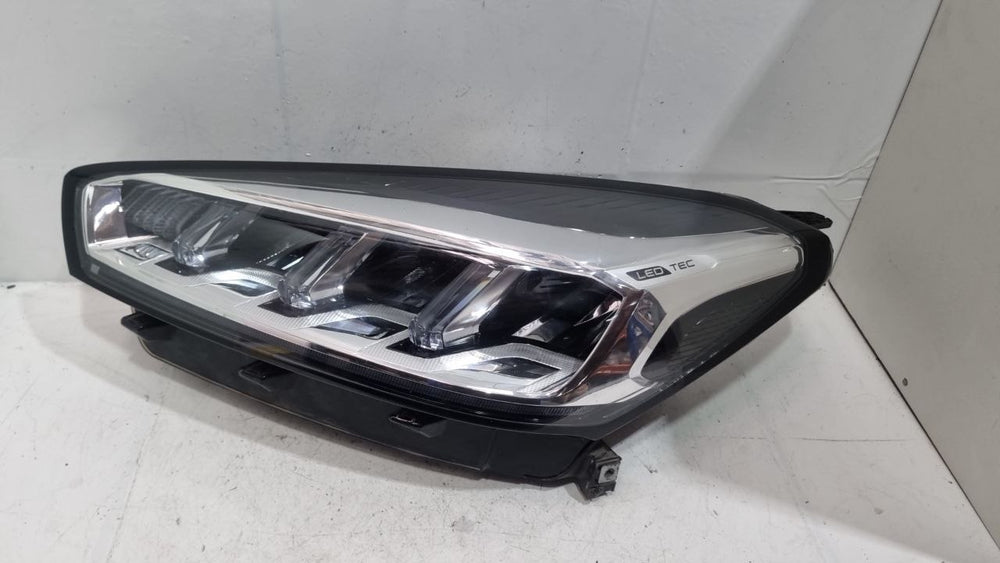 Farol Diant Esq Chery Tiggo 8 2021/2025