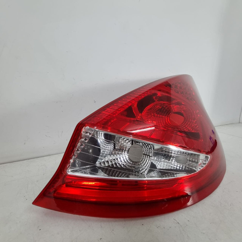 Lanterna Tras Dir Ford New Fiesta Hatch 2010/2012