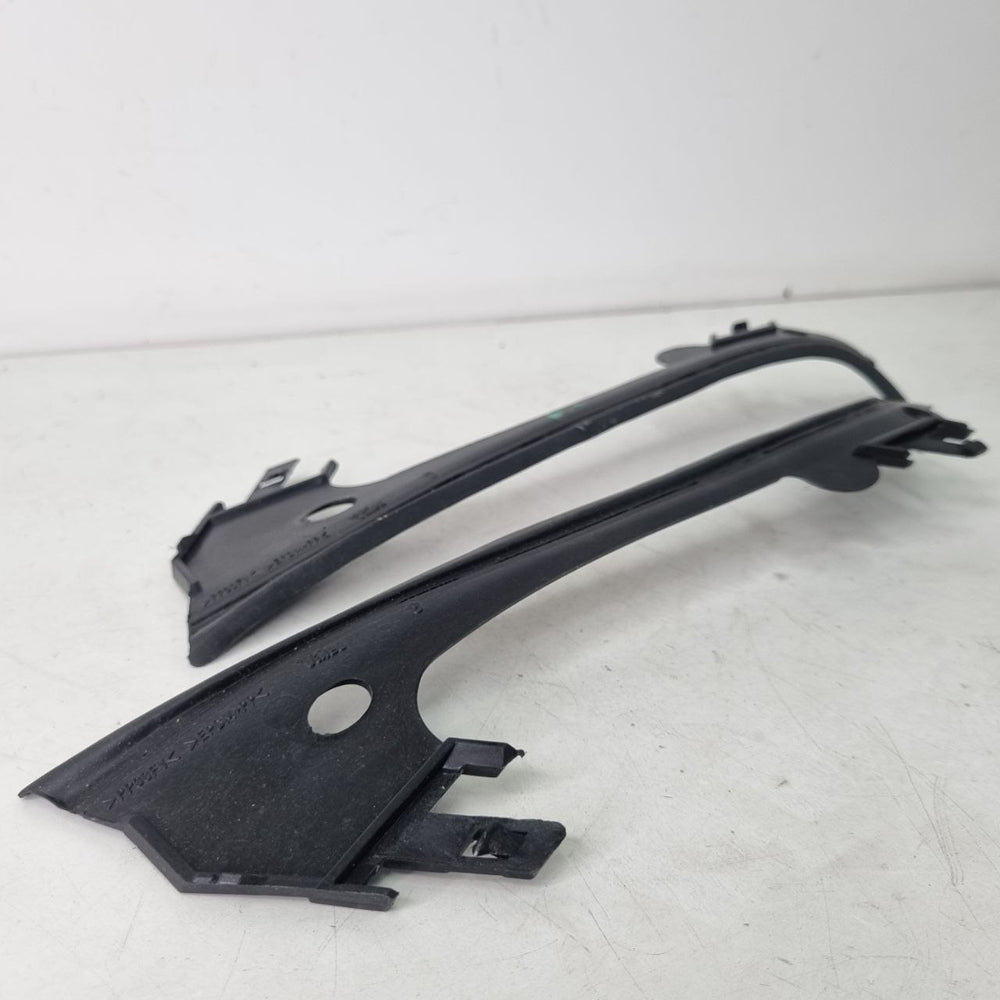 Suporte Guarnição Farol Diant Renault Scenic 1999/2003