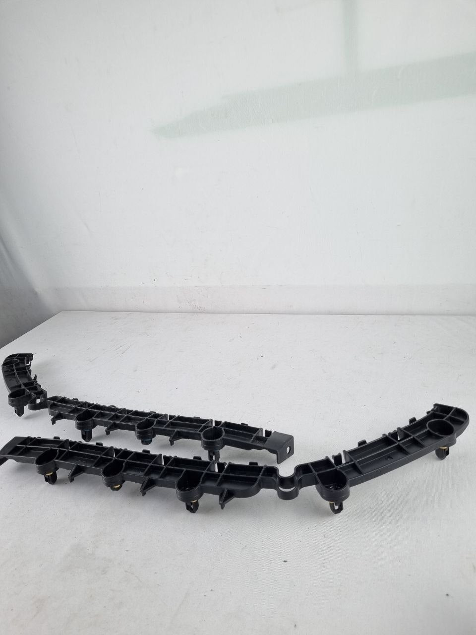 Suporte Para-choque Tras Mitsubishi Outlander 2013/2021