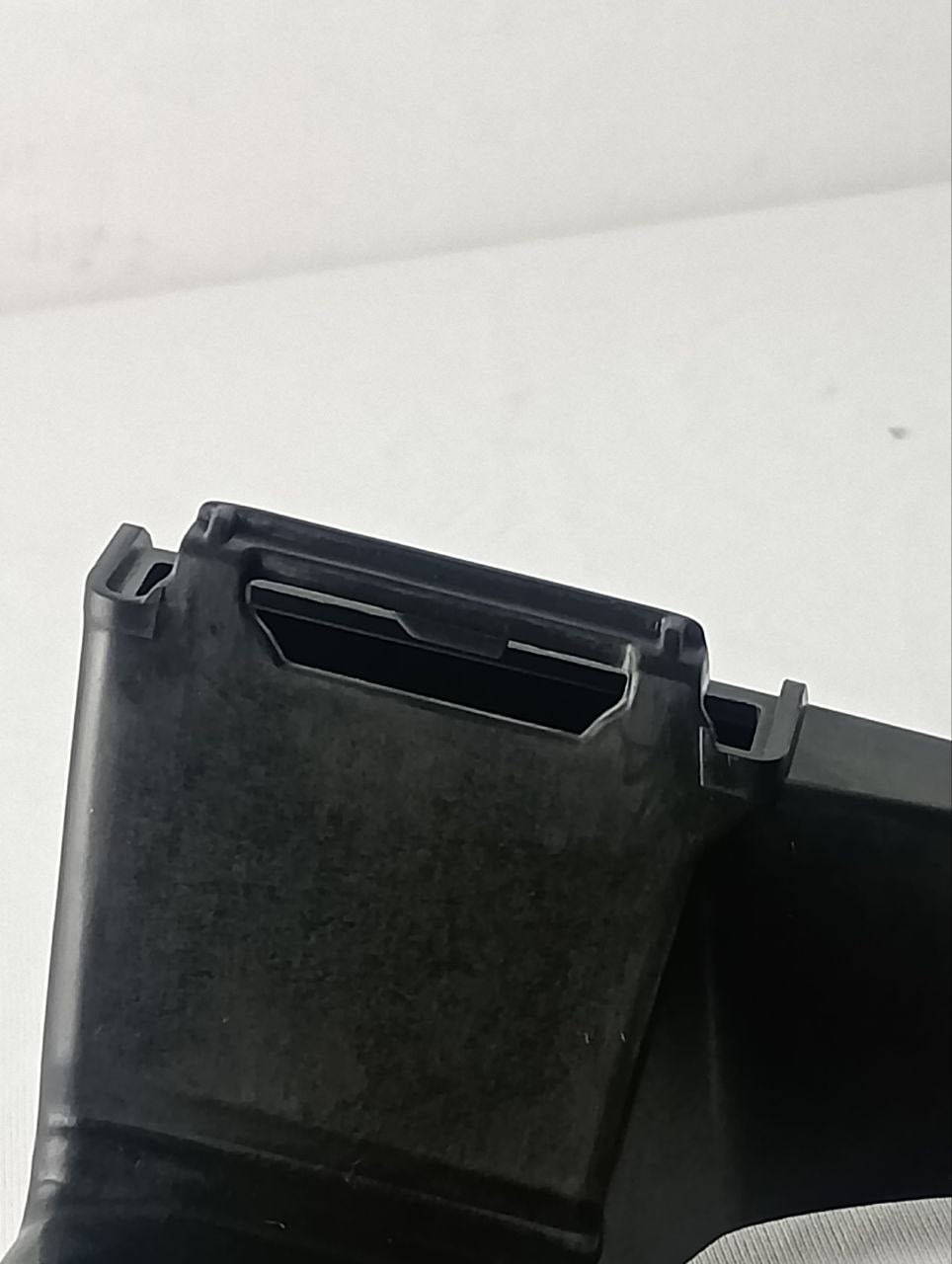Suporte Para-choque Dianteiro Direito Honda HR-V 2022/2025 Novo