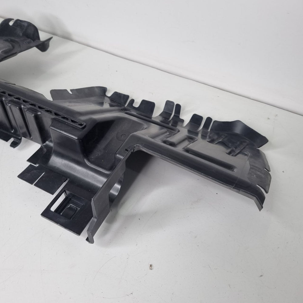 Defletor Radiador Esquerdo Chevrolet Cruze 2020/2023 Usado