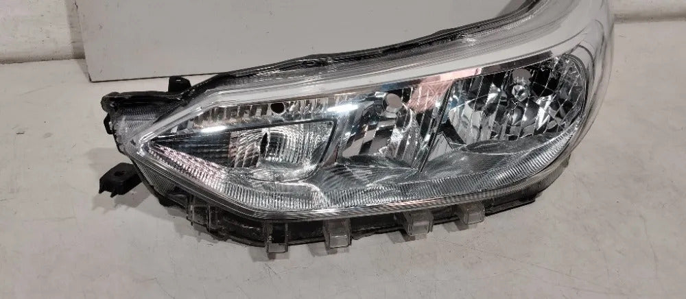 Farol Esquerdo Toyota Yaris 2018/2022 Esquerdo/motorista