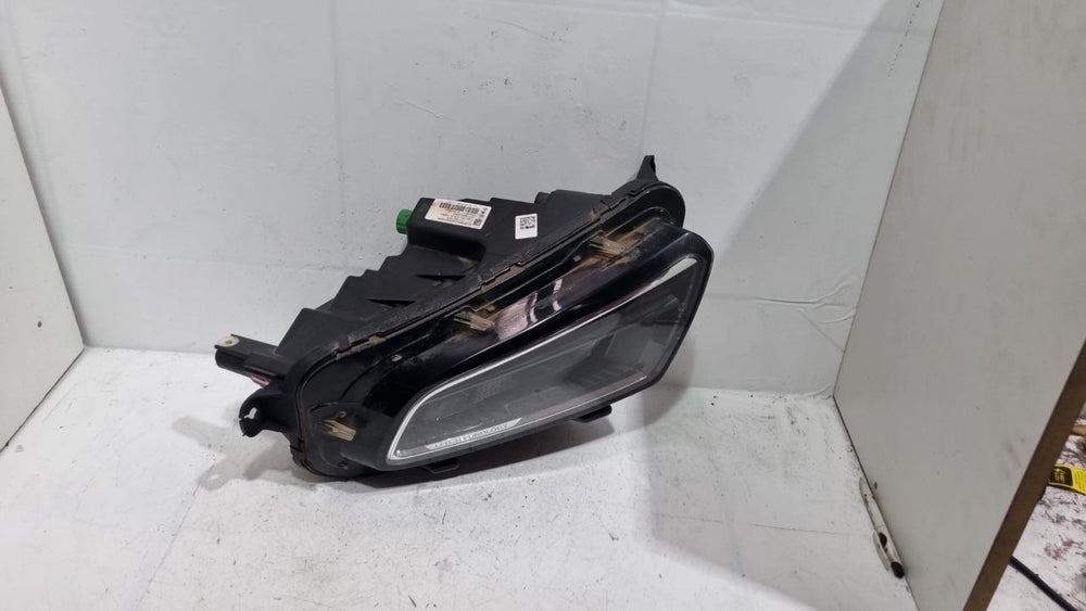 Farol Diant Esq Fiat Toro 2024/2025