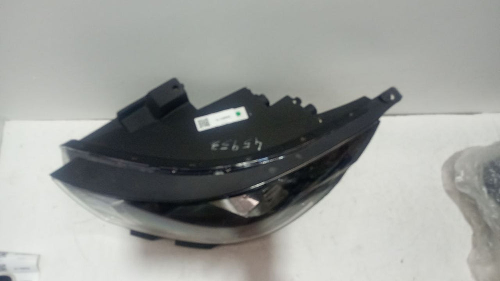 Farol lado esquerdo Hyundai hb20 2023 a 2026
