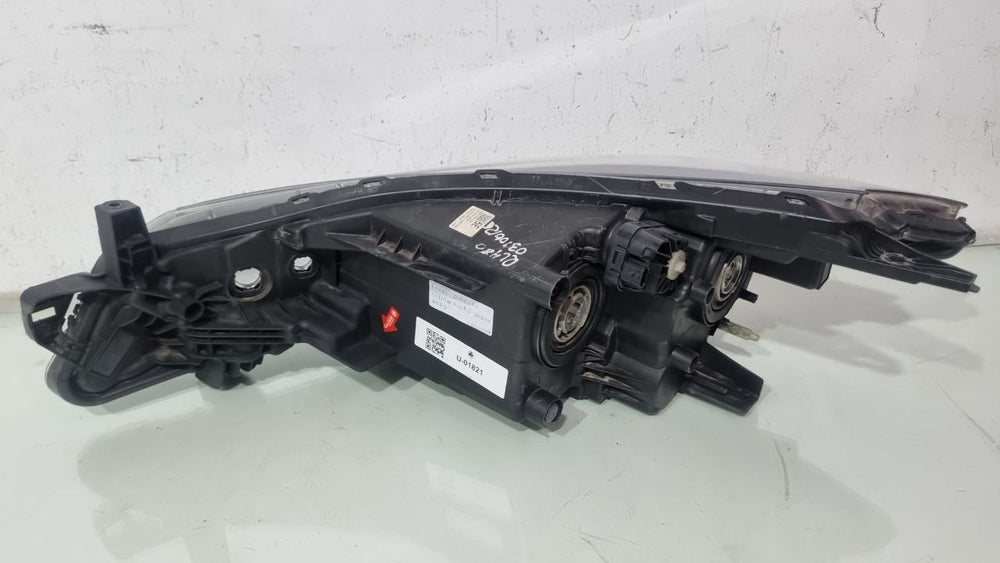 Farol Diant Dir Nissan Kicks 2023 Usado