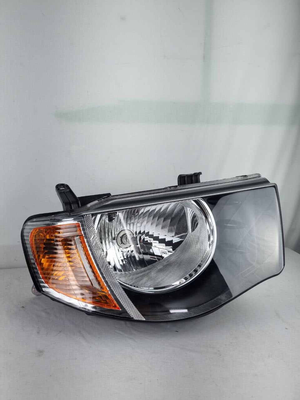 Farol Direito L200 Triton 2008/2012 Original