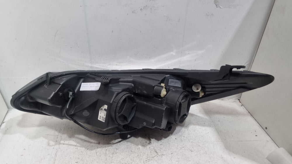 Farol Diant Dir Chevrolet Cruze 2017/2023 - Original