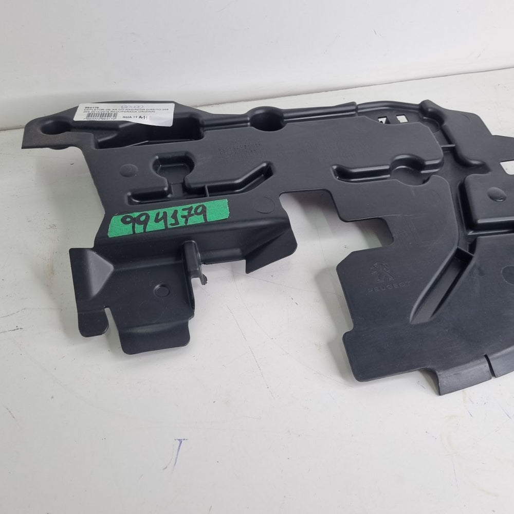 Defletor de Ar do Radiador Dir Peugeot 208 2015/2018