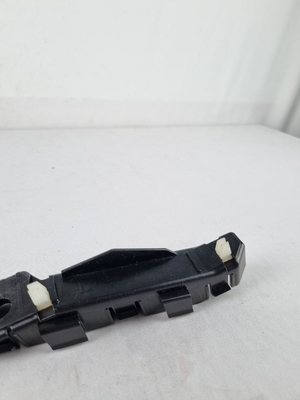 Suporte Guia Para-choque Diant Hyundai Santa Fe 2007/2012