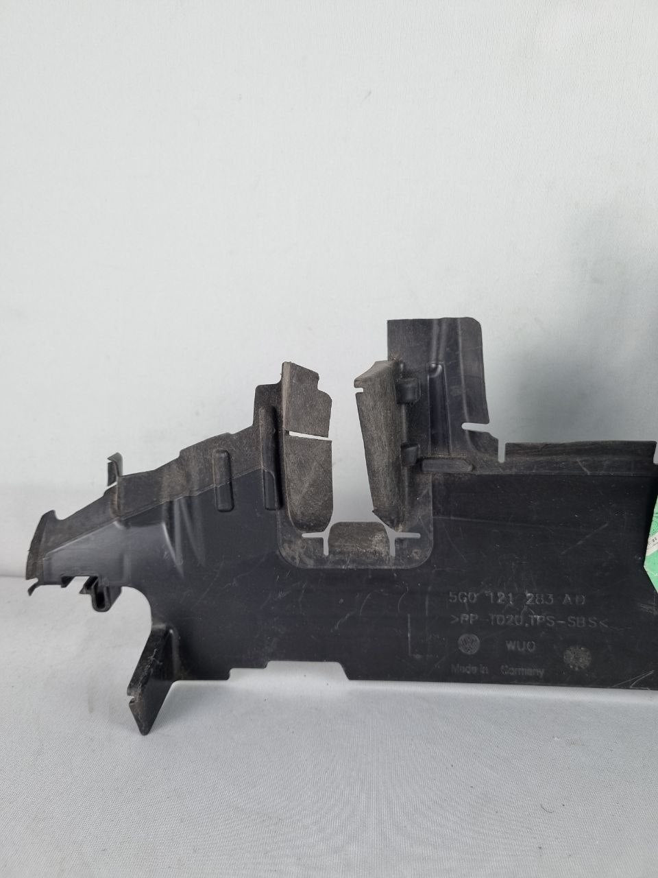 Defletor Ar Radiador Esq Volkswagen Golf 2013/2020
