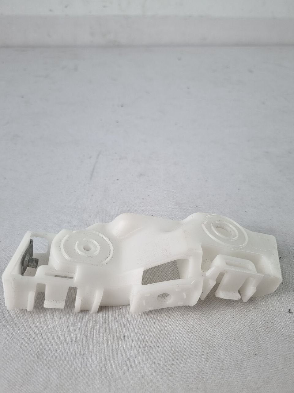 Suporte Guia Para-choque Diant Chevrolet Onix/Prisma 2012/2019