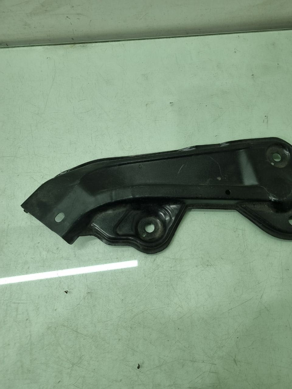 Guia Superior Direito VW Polo 2002/2009 Usado