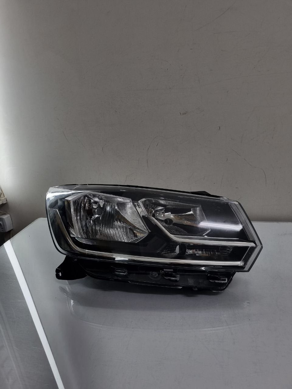Farol Diant Dir Volkswagen Gol/Saveiro 2017/2024