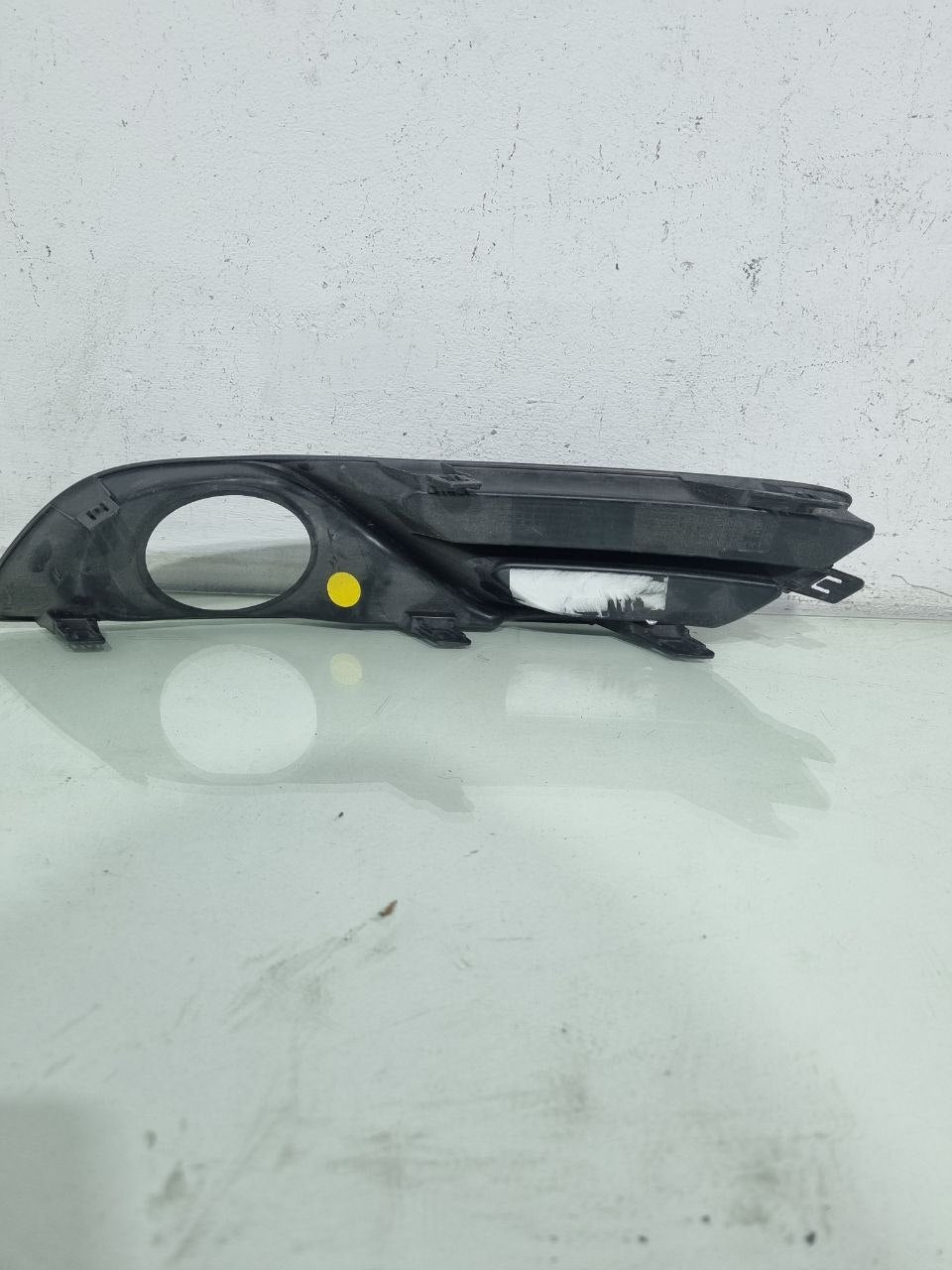 Moldura Farol Milha Esquerdo Nissan Sentra 2013/2016 Usado