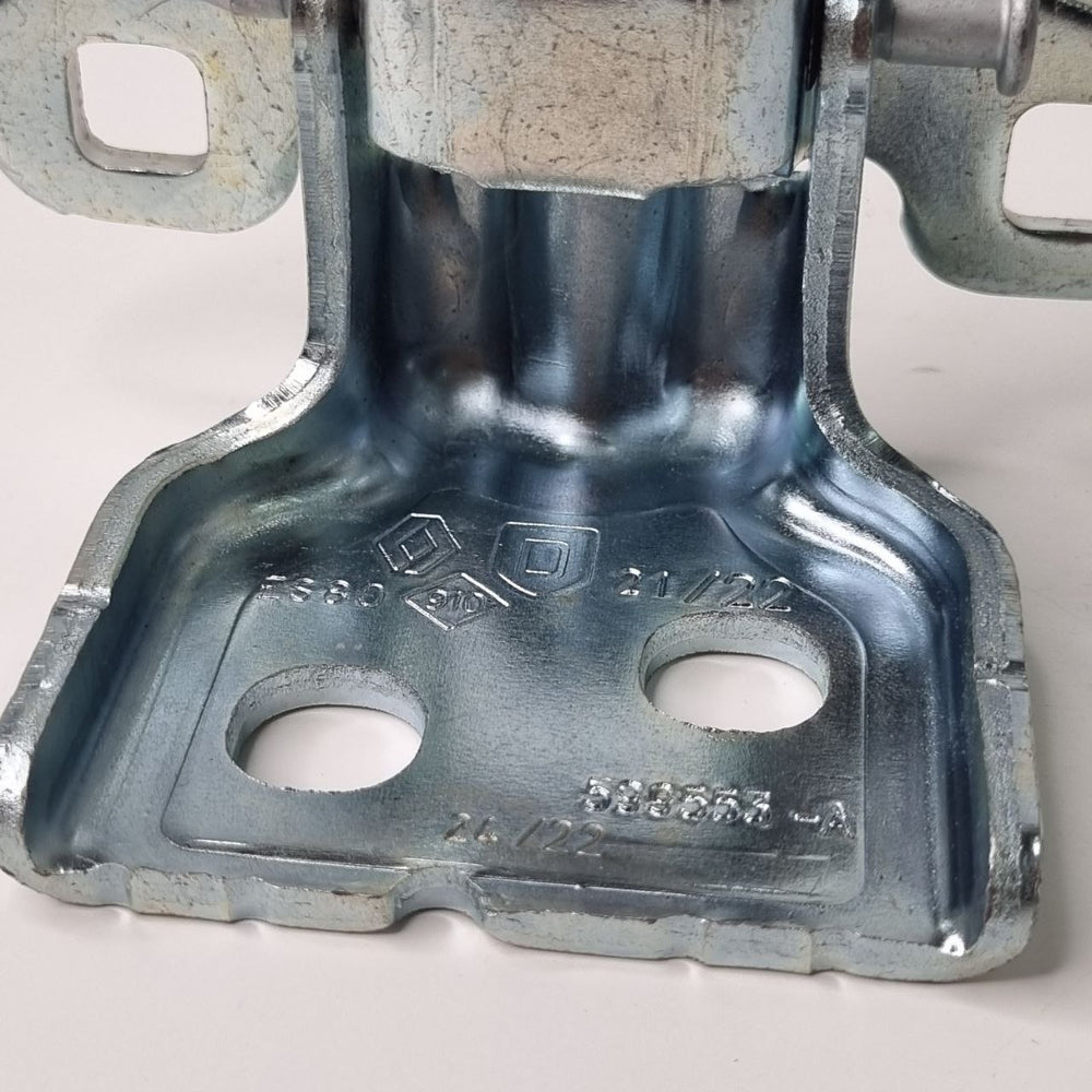Dobradiça Porta Traseira Esquerda Renault Sandero 2008/2014 Usada