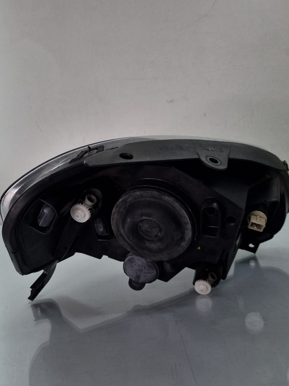 Farol Diant Esq Volkswagen Fox 2004/2010