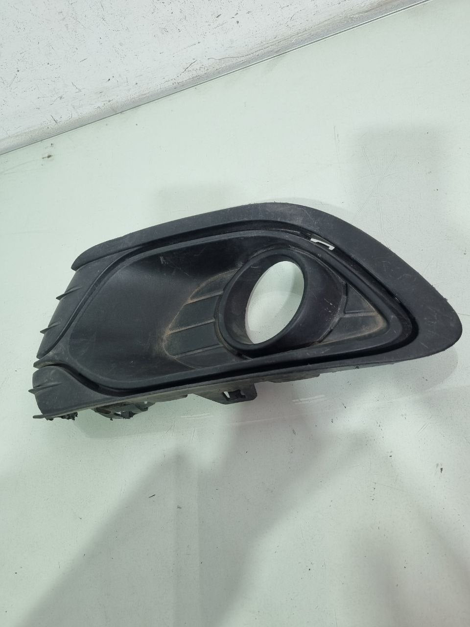 Moldura Milha Diant Esq Renault Logan 2016/2019