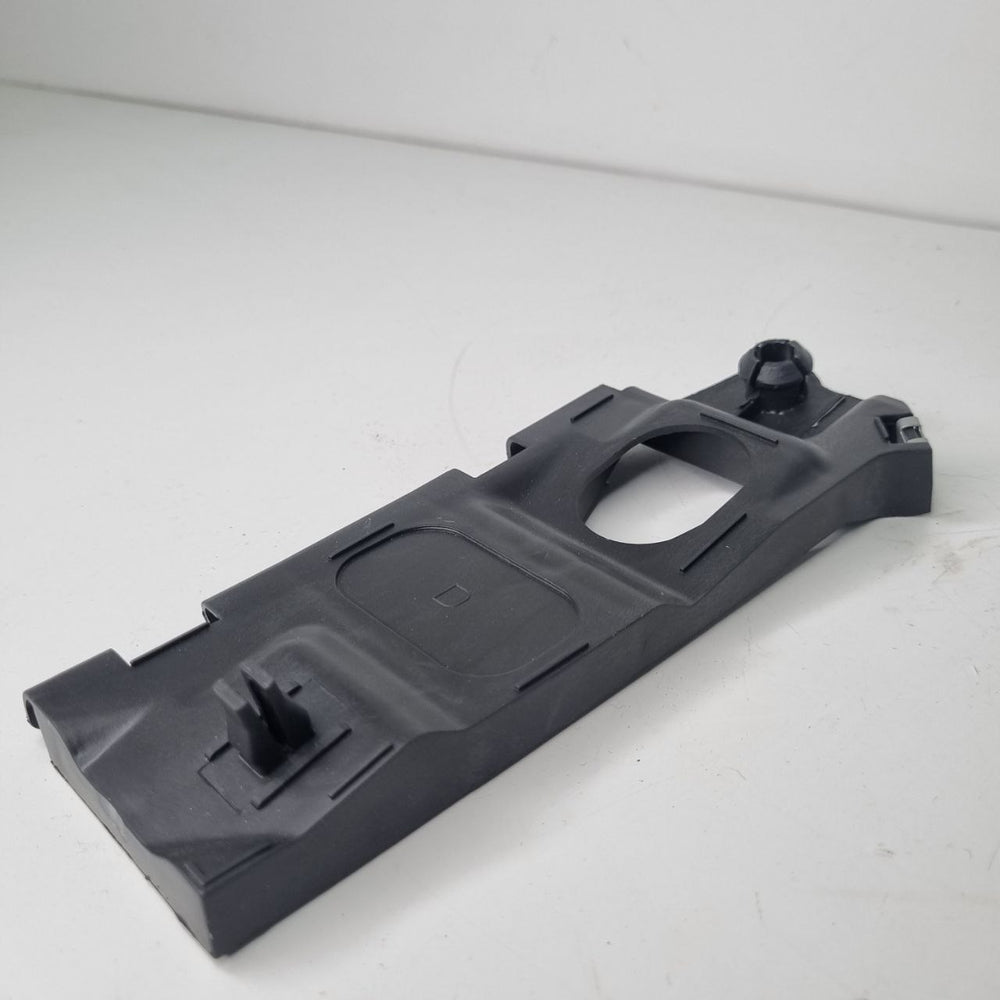Guia Parachoque Dianteiro Direito GM Chevrolet Corsa 2005/2012 Novo