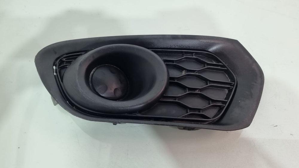 Grade Farol Milha Esq Renault Sandero Logan 2013/2019