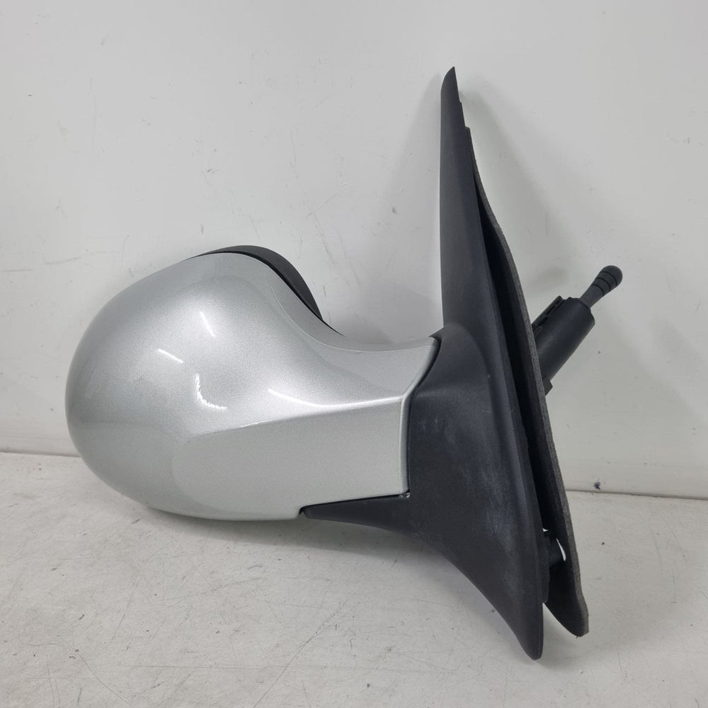 Retrovisor lado direito manual clio 2013 a 2016
