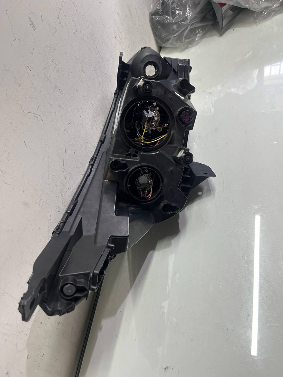 Farol lado esquerdo fiat argo sem led