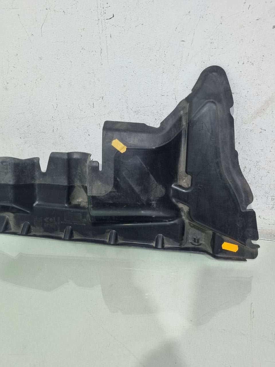 Defletor Direito Radiador Citroën C4 Lounge 2014/2016