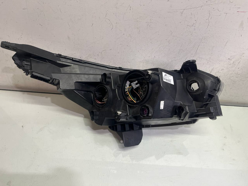 Farol lado esquerdo fiat argo sem led