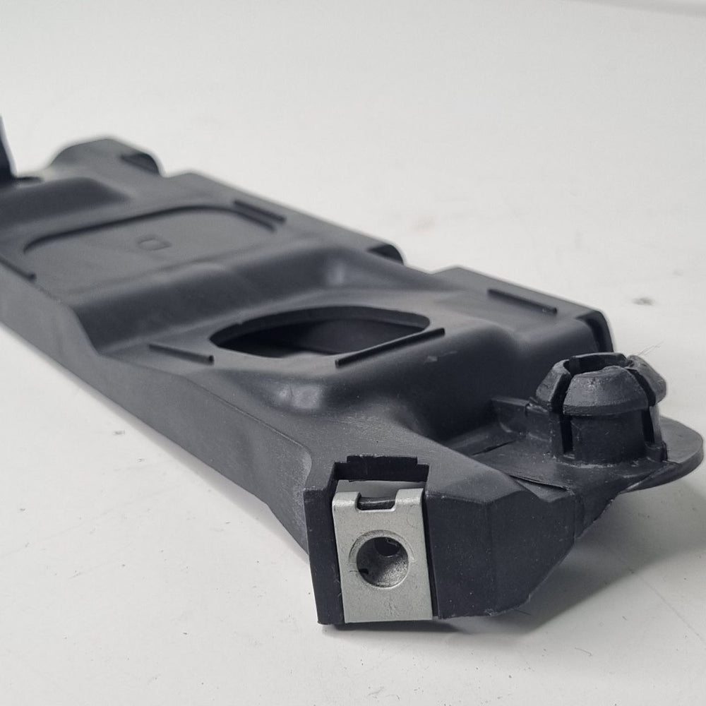 Guia Parachoque Dianteiro Direito GM Chevrolet Corsa 2005/2012 Novo