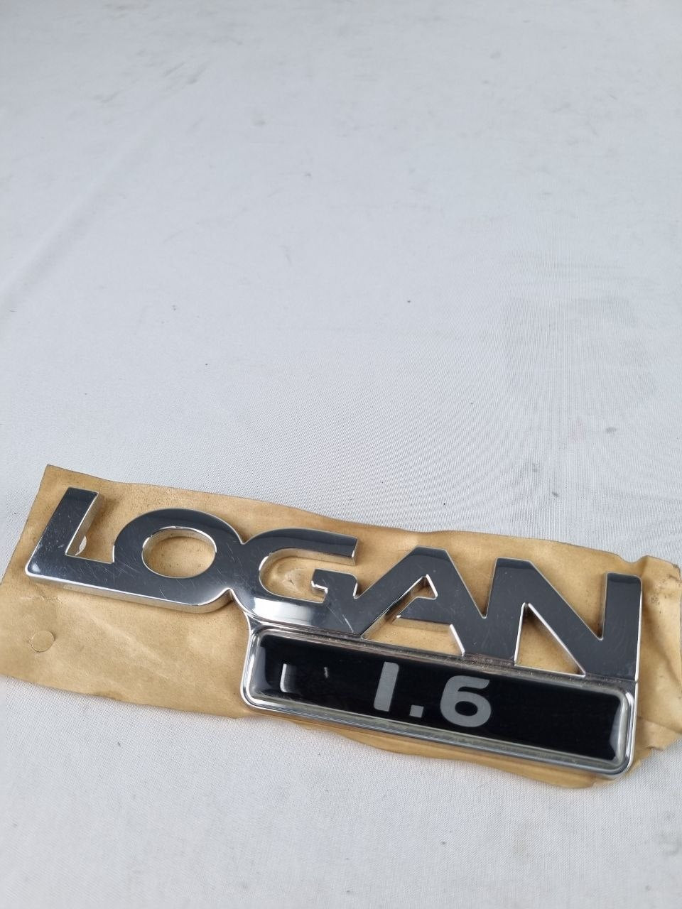 Emblema Tampa Tras Renault Logan 1.6 2007/2014