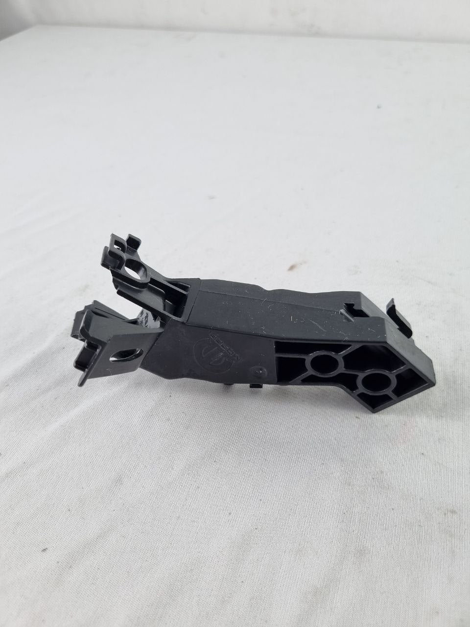 Suporte Fixação Maçaneta Porta Diant Esq Jeep Renegade 2015/2024