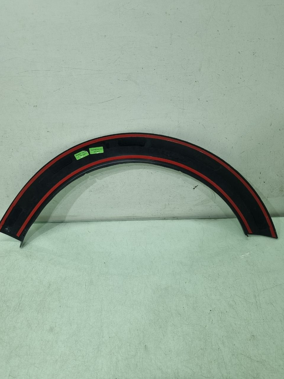 Moldura Paralama Traseiro Esquerdo Volkswagen Gol G6 2013/2017 Usado