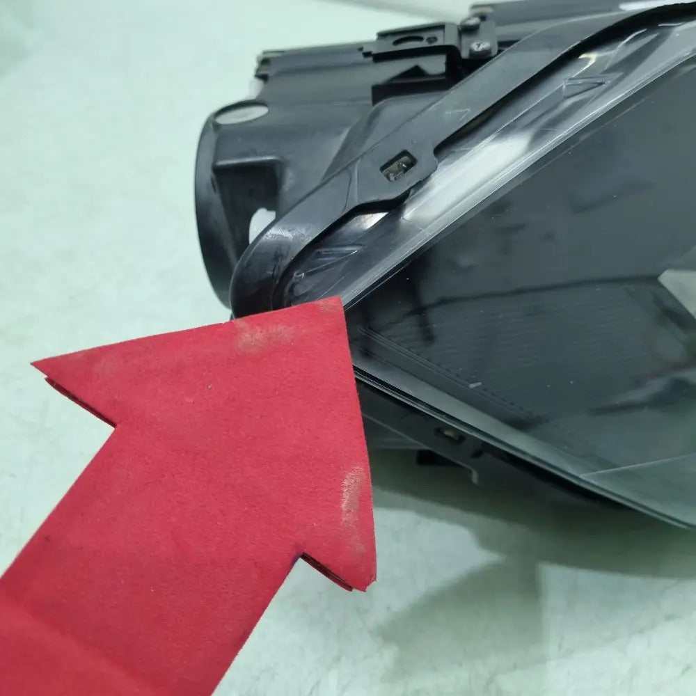 Farol Do Lado Direito Volkswagen Polo Modelos 2017/2021