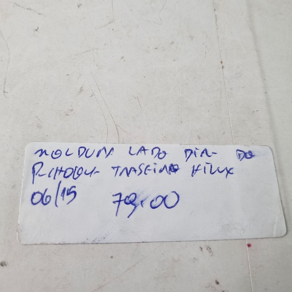 Moldura Lat Diant Dir Parachoque Traseiro Toyota Hilux 2006/2015