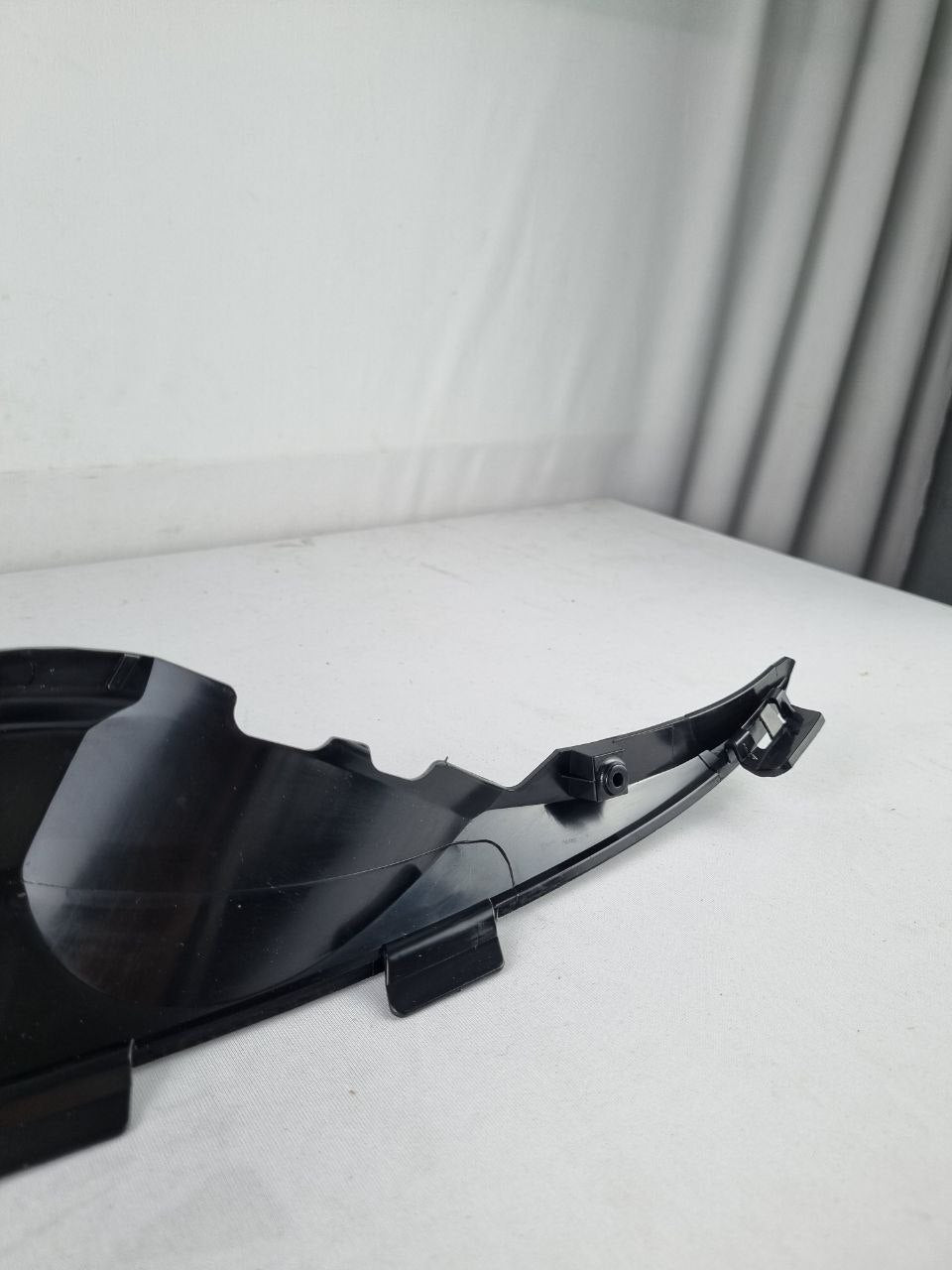 Friso Farol Diant Esq Chevrolet Sonic 2012/2014