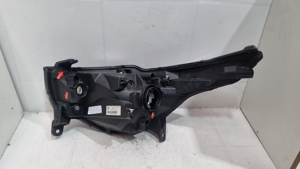 Farol Diant Dir Fiat Mobi 2017/2023