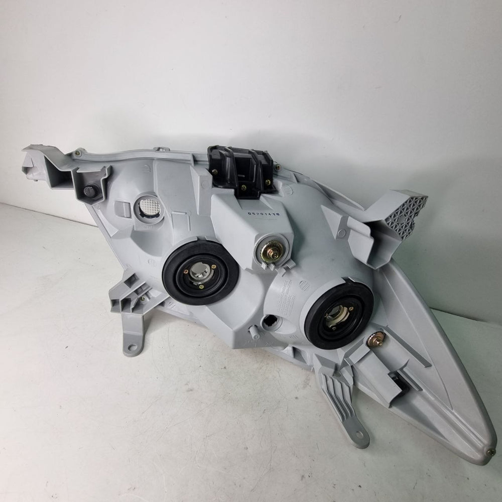 Farol Diant Esq TYC Toyota Hilux SW4 2005/2008