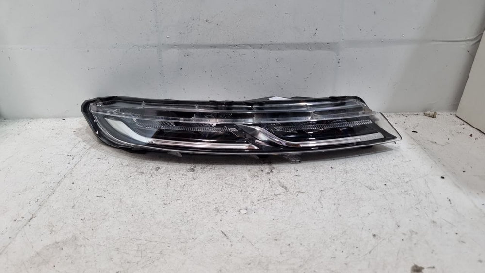 Farol léd superior lado direito Citroën C4 cactus 2020 a 2024