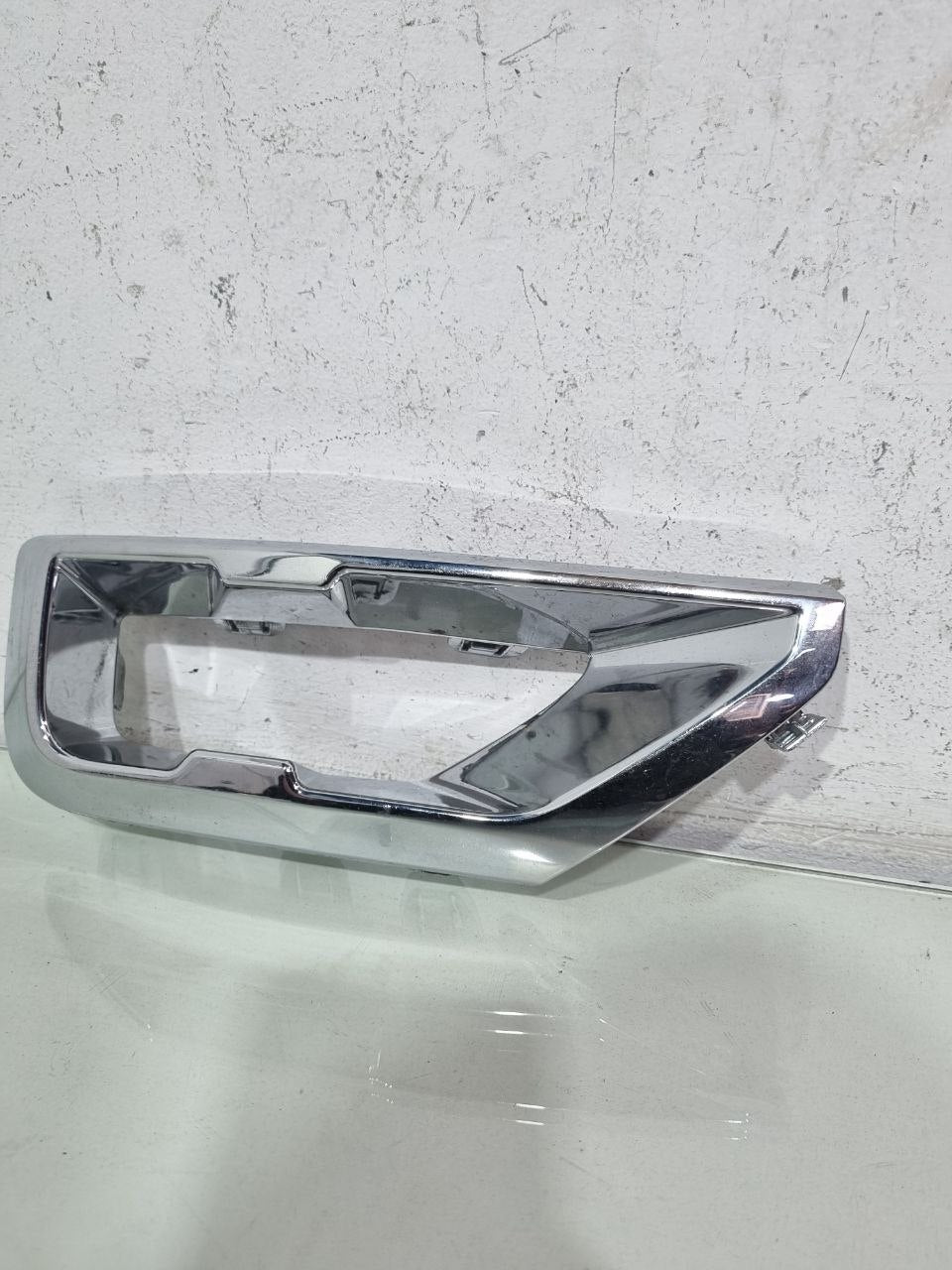 Moldura Parachoque Dianteira Esquerda Caoa Chery Tiggo 4X Pro 2021/2023 Usado