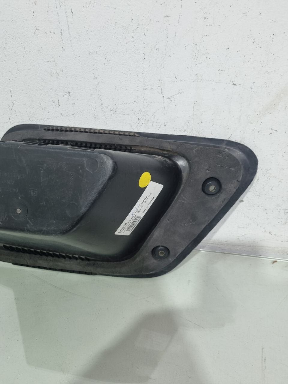 Pisante Lateral Direito Chevrolet Montana 2011/2016 Usado