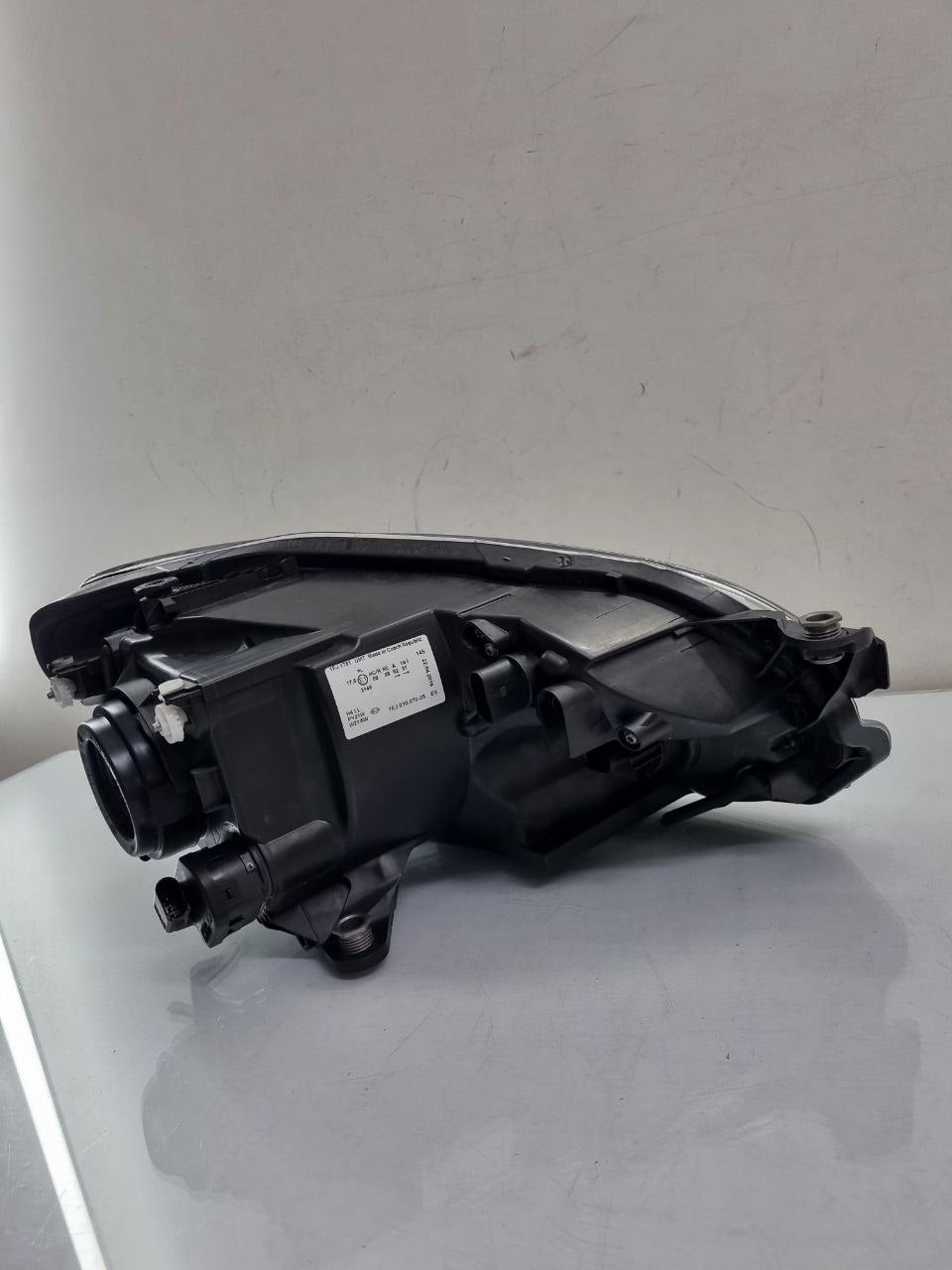 Farol Esquerdo UP 2014/2017 Masc Negra Original