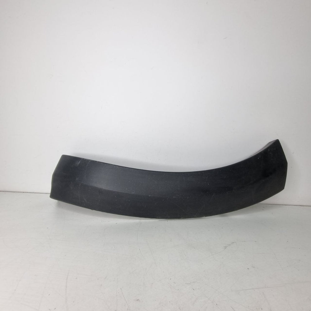 Moldura Parabarro Diant Dir Volkswagen Golf 2013/2016